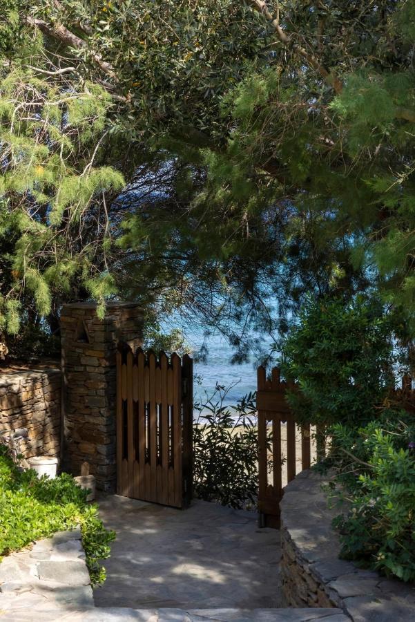 Villa Sun-Rock House By The Sea Steniaí Exterior foto
